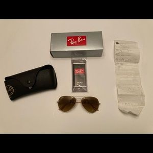 Ray-Ban Classic Aviator Polarized Sunglasses